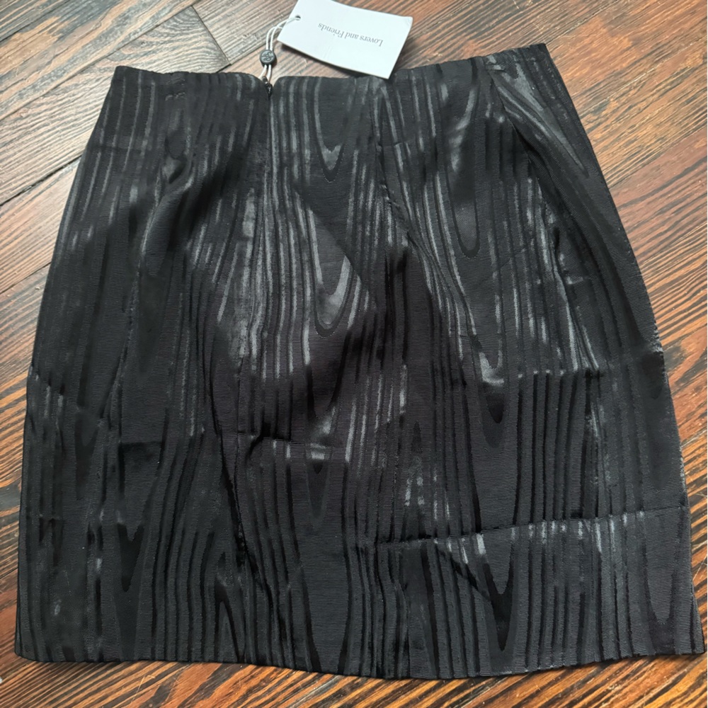 Lovers and friends XS Black detailed skirt